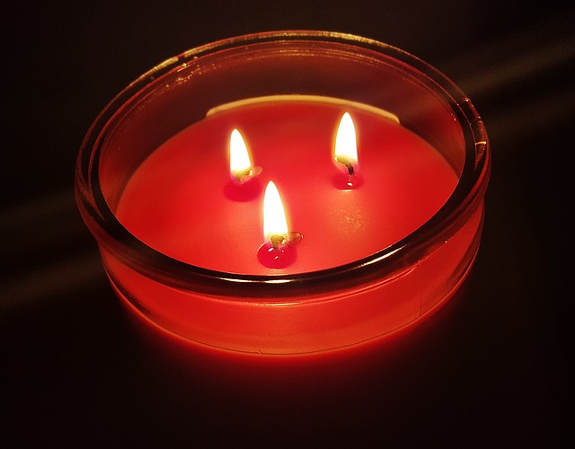 keep spiders away - scented candels
